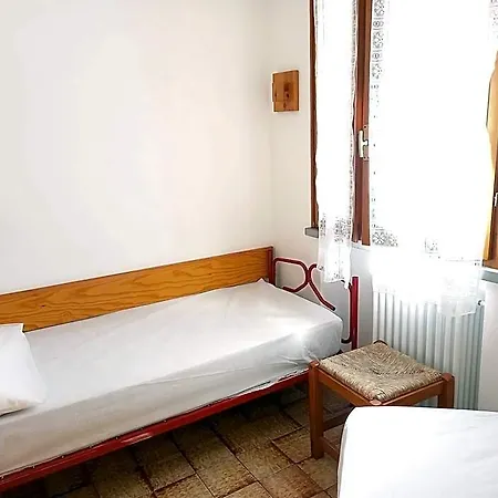 Attractive With Garden Hotel Lido Adriano